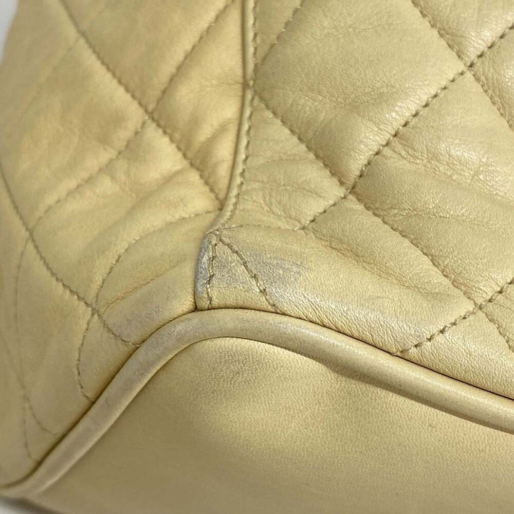 CHANEL Cream Lambskin Leather Shoulder Bag - Picture 6 of 14